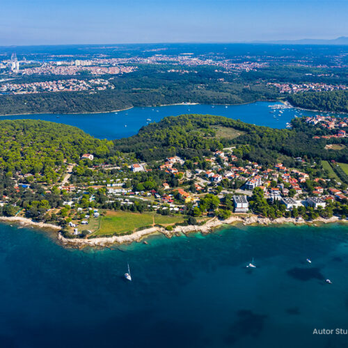 Holiday-in-Croatia-Croatia-Banjole_01_author-Studio-11